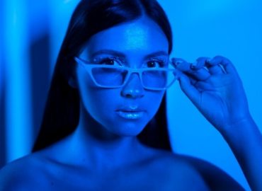 The Impact of Blue Light on Your Eyes: Myths vs. Facts