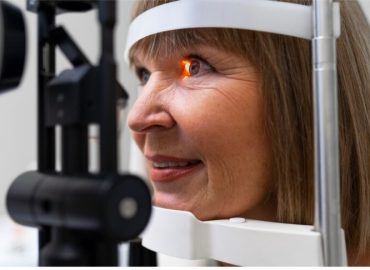 Macular Degeneration: Early Signs, Prevention, and Treatment Options